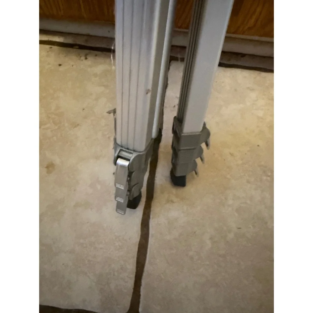 Velbon Aluminum Tripod with Pan Tilt Head Silver Black Camera Stand